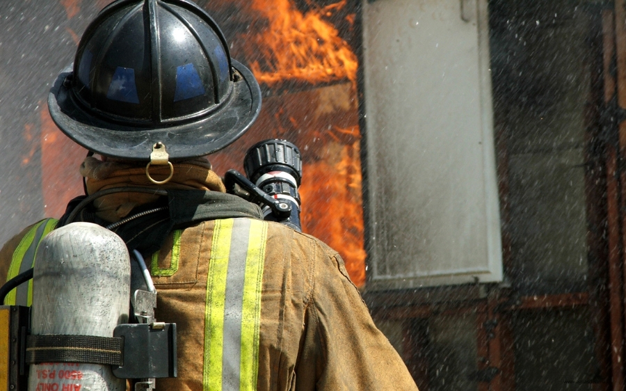 Bomberos recibe millones en agosto aportados por clientes de Aguas Décima